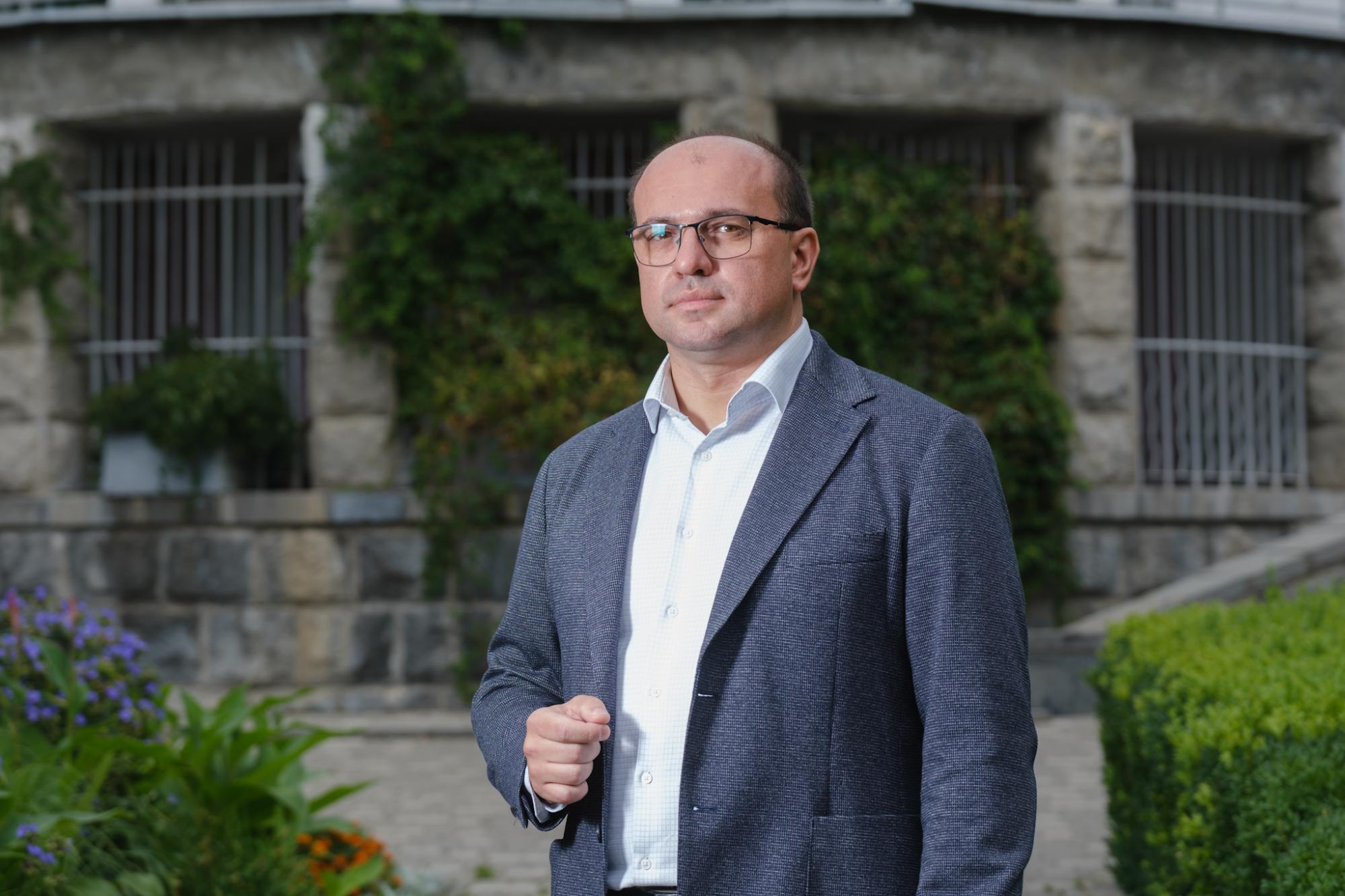 &quot;В аспирантуру до войны идти не хотели&quot;: интервью с МОН про украинскую науку